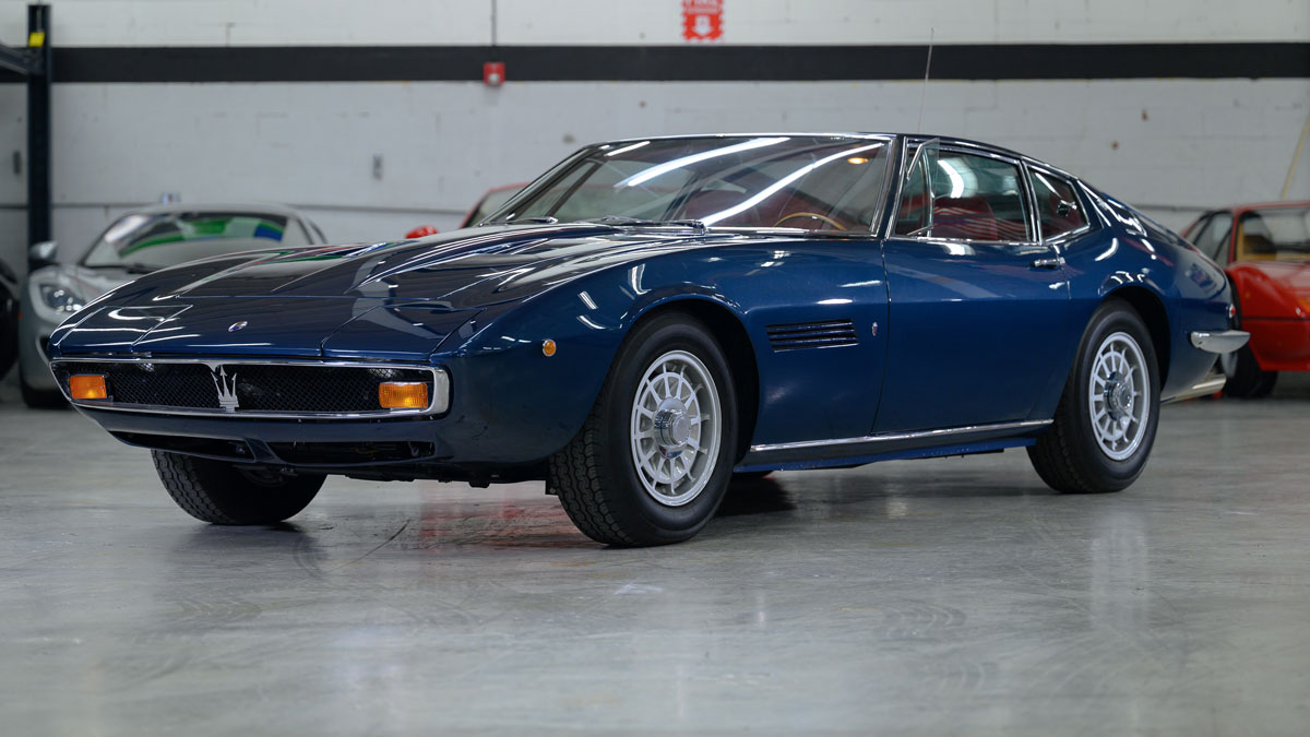 The Maserati Ghibili Set the Standard for Italian Grand Tourers. Here’s Why.