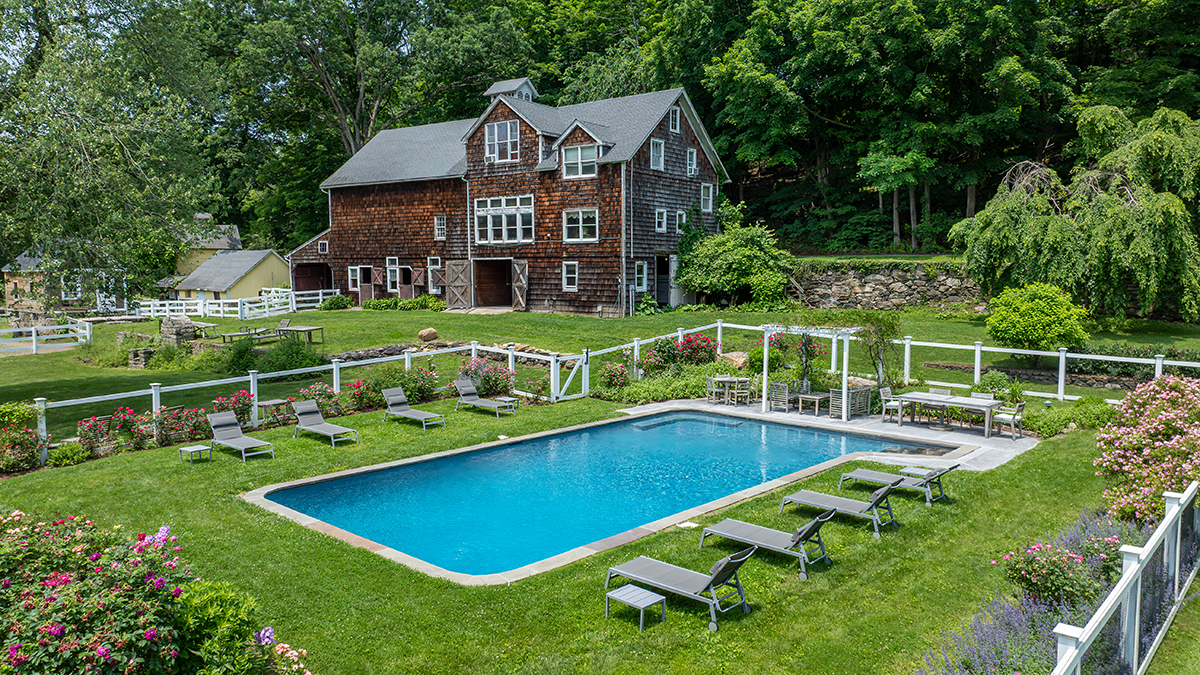 This $5.5 Million Country Estate in New York Once Served as a Stop on the Underground Railroad