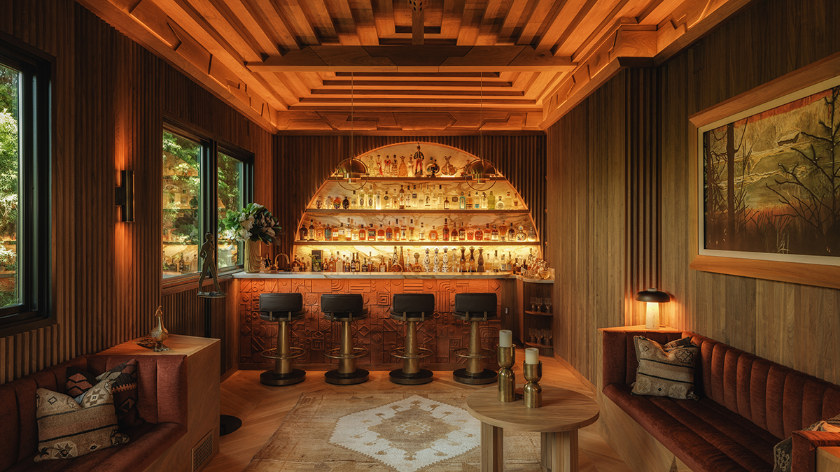A Carefully Reimagined Midcentury Oasis in the Pacific Palisades Lists for $25 Million