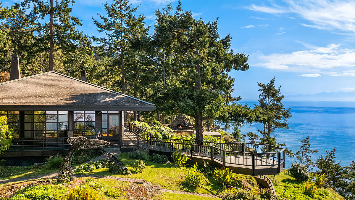 A Waterfront Compound on Washington’s San Juan Island Is Heading to Auction