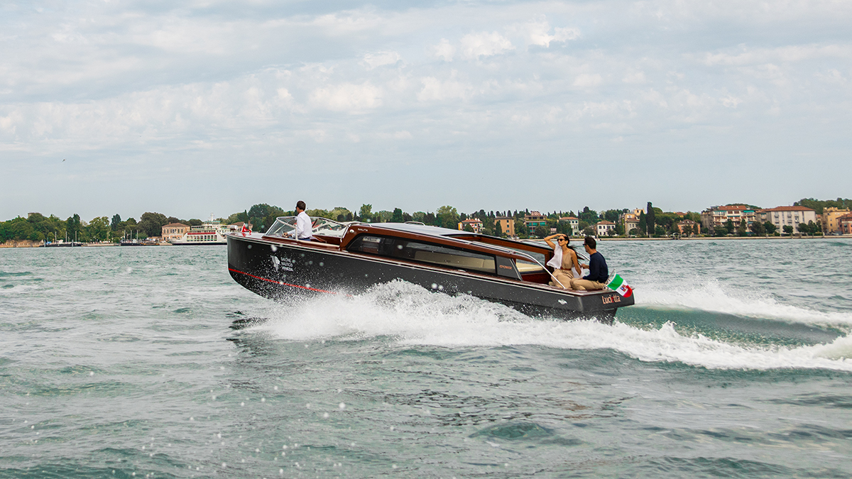 The First Fully Electric Venetian Water Taxi Can Cruise the Canals All Day