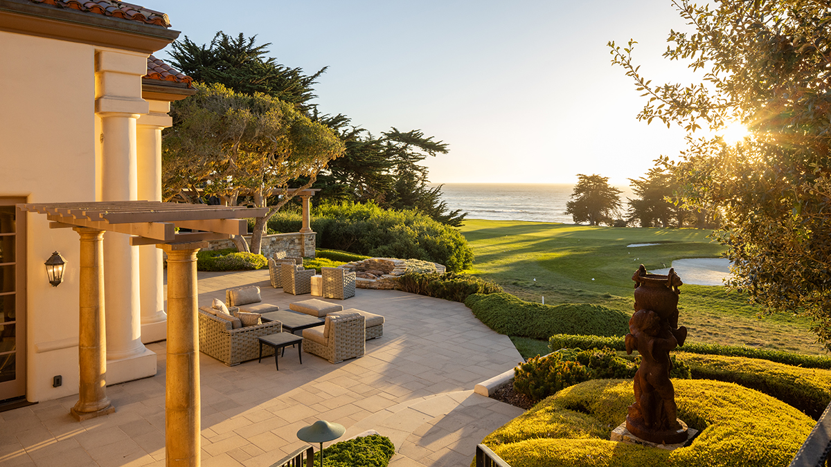 This $27.5 Million Estate Sits on the 11th Hole of the Pebble Beach Golf Links