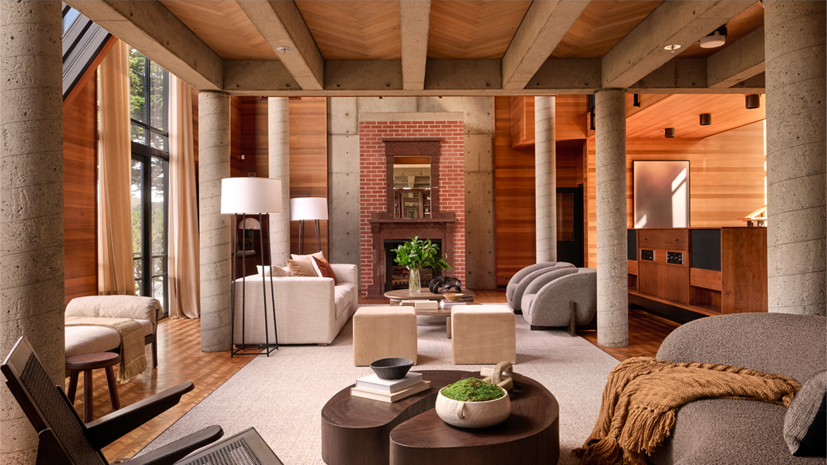 This $10 Million Curvilinear San Francisco Home Has Been in the Same Family for 50-Plus Years