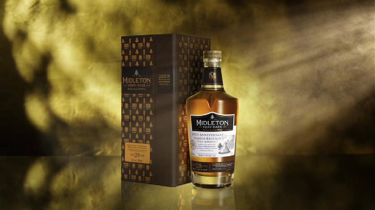 Midleton Very Rare Just Released an Irish Whiskey Aged in Mizunara Oak
