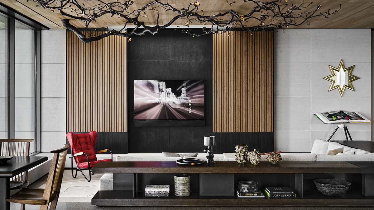 This $25 Million Beverly Hills Home Comes With a Trove of Designer Furnishings