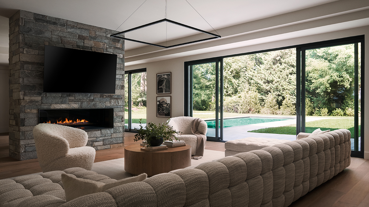An eBay Co-Founder’s Virginia Home Is a Study in Warm Minimalism