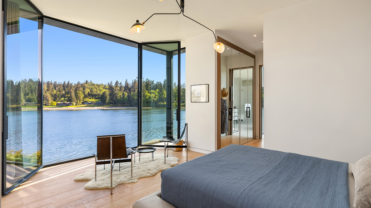 A Sleek Waterfront Home on Washington’s Bainbridge Island Lists for $6.8 Million