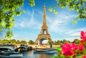 The Best Luxury Hotels and Suites in Paris