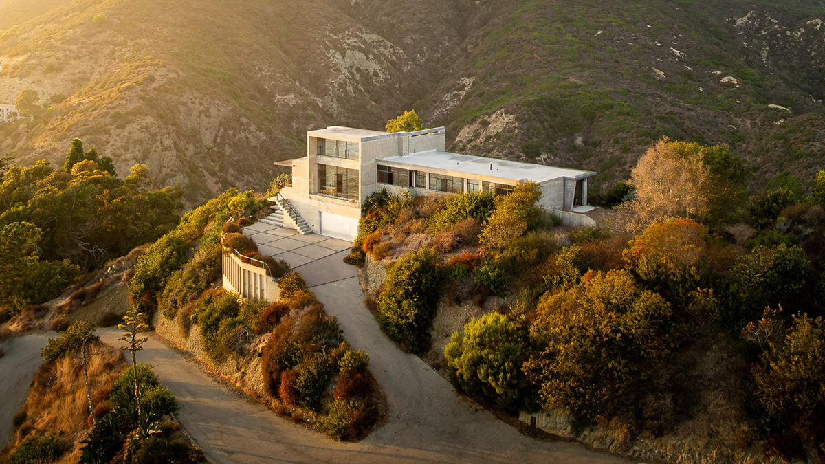 A Masterpiece of 1930s Modernism in Laguna Beach Lists for $7.5 Million