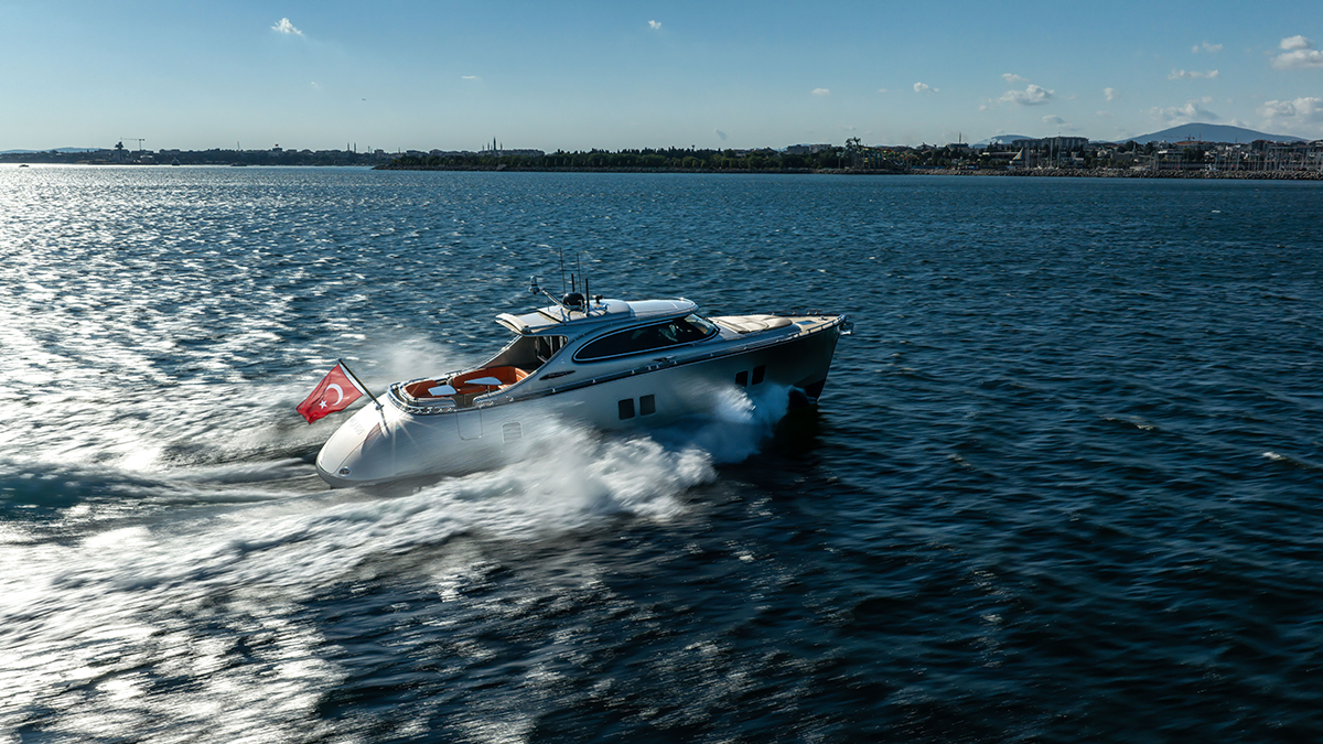 Zeelander’s Newest 48-Foot Yacht Is Bentley on the Outside, Hermès on the Inside